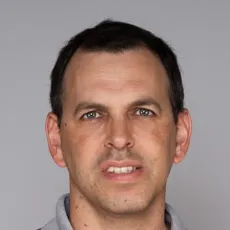 Profile picture of Elad Rosenheim